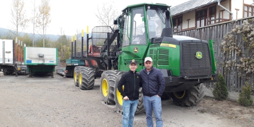 New John Deere 1510G forwarder delivery and simulator training